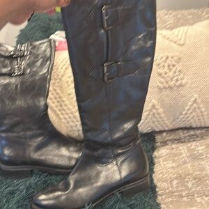 Clarks Black Over the Knee Boots Sleek Leather Design